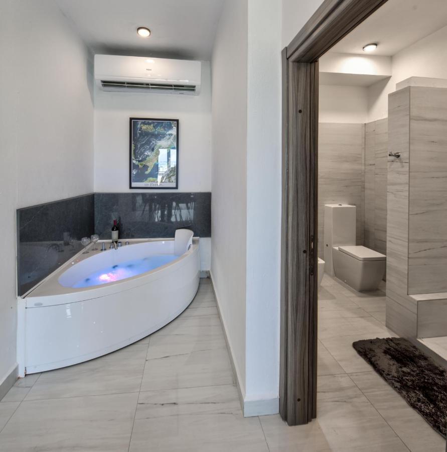 Puerto Valdes Hotel Сан Хуан Екстериор снимка